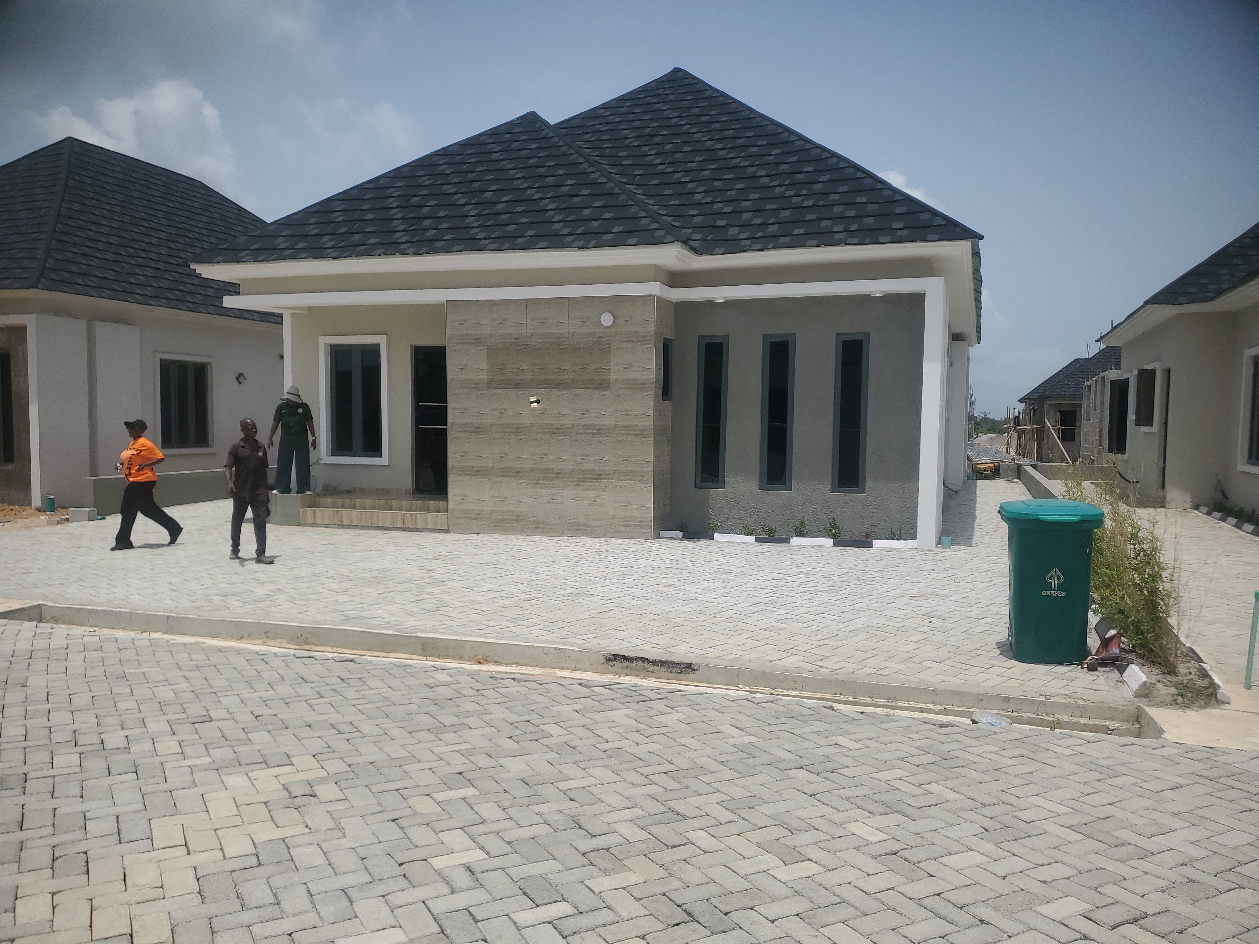 Luxury 3-Bedroom Fully Detached Bungalows + BQ N85m